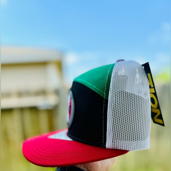 Hecho en Mexico PATCH 7-PANEL TRUCKER SNAPBACK CAP - Picture 5 of 6